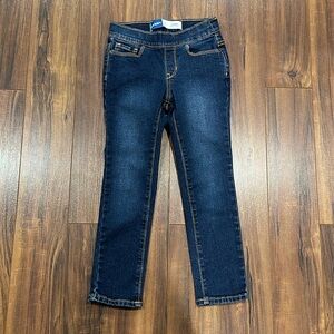 NWOT Skinny jeans